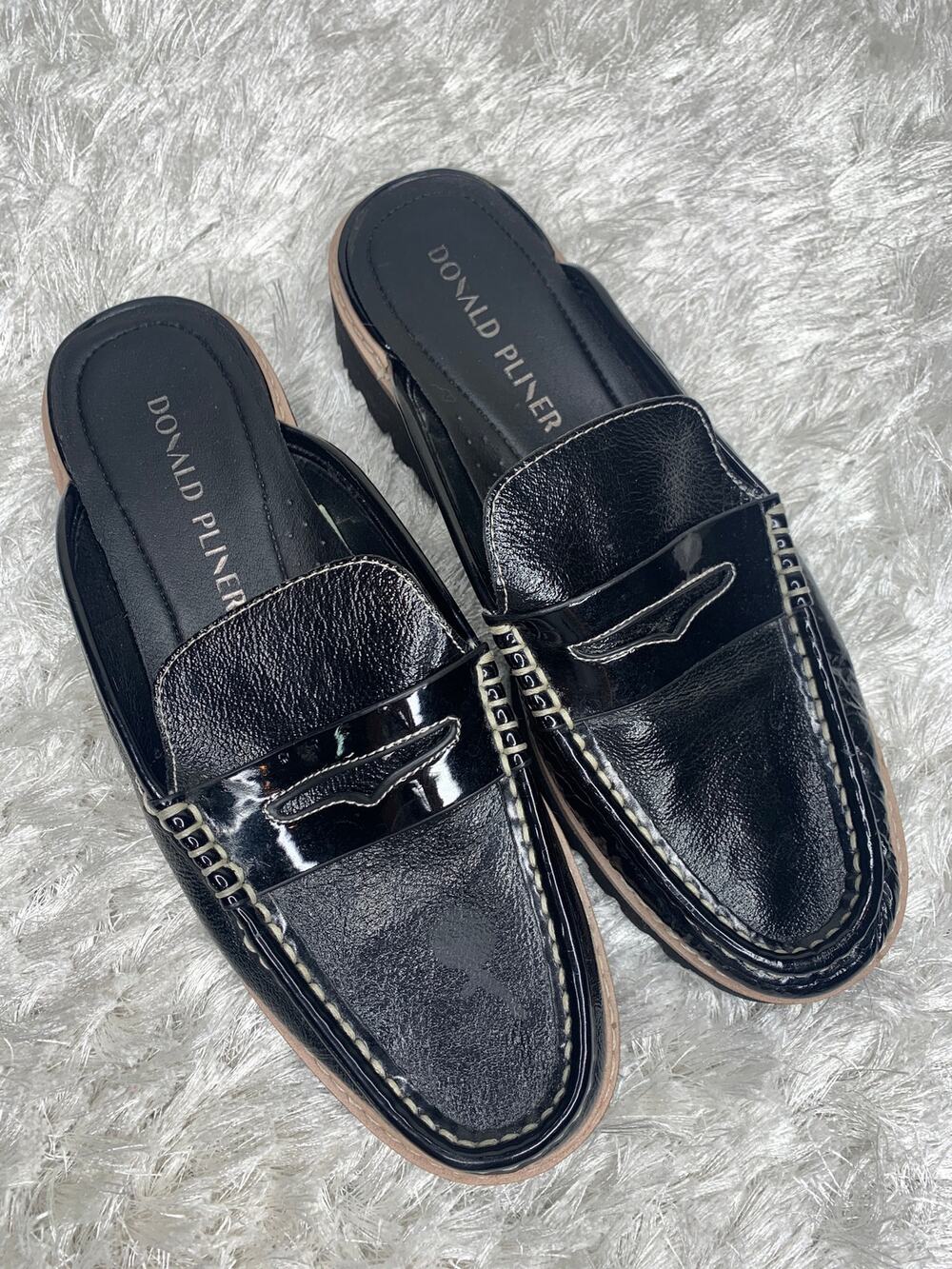 Donald Pliner Black Hillie Leather Mules Slides Patent Lug Sole Sz 8 M